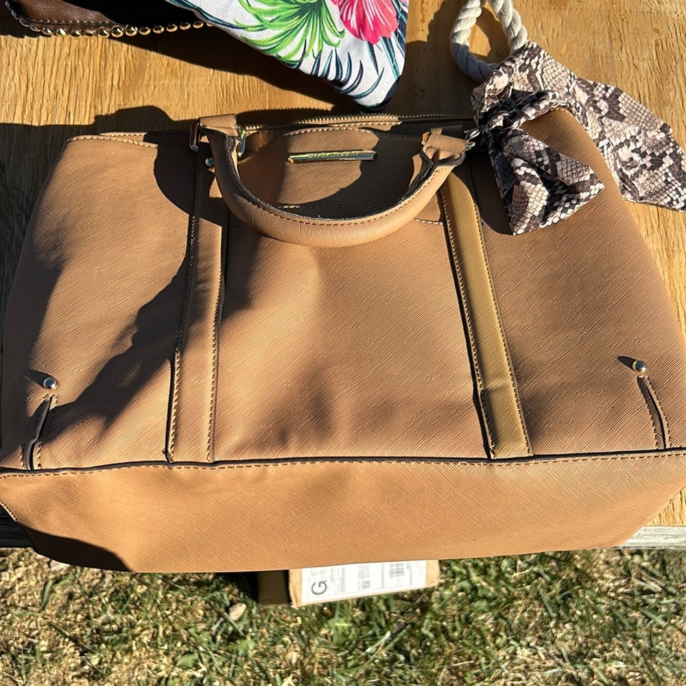 Steve Madden shoulder bag